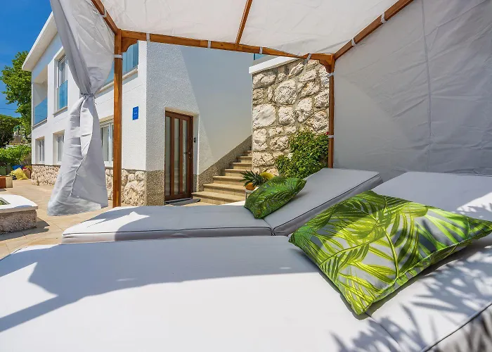 Malerisches Direkt Am Mit Lounge-bett, Privatparkplatz, Klima, Wifi *