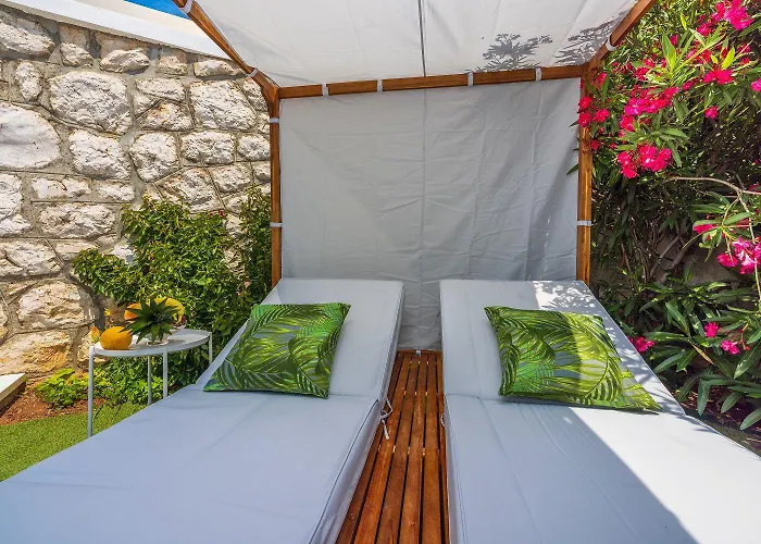 Malerisches Direkt Am Mit Lounge-bett, Privatparkplatz, Klima, Wifi