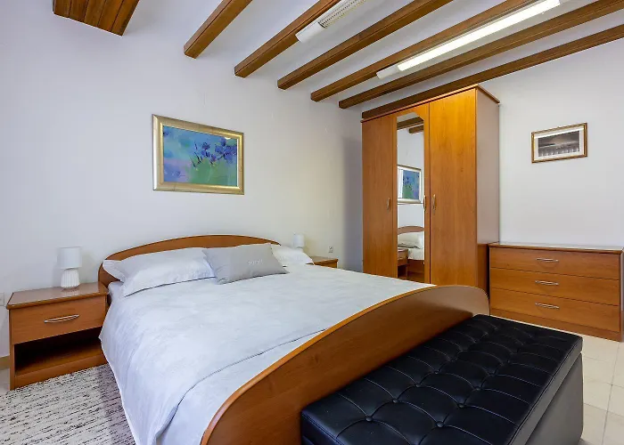 Malerisches Direkt Am Mit Lounge-bett, Privatparkplatz, Klima, Wifi * Dramalj