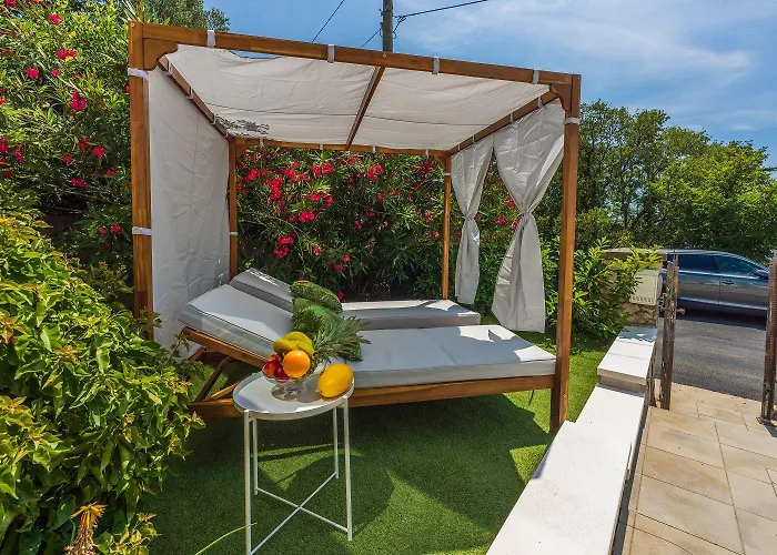 Malerisches Direkt Am Mit Lounge-bett, Privatparkplatz, Klima, Wifi