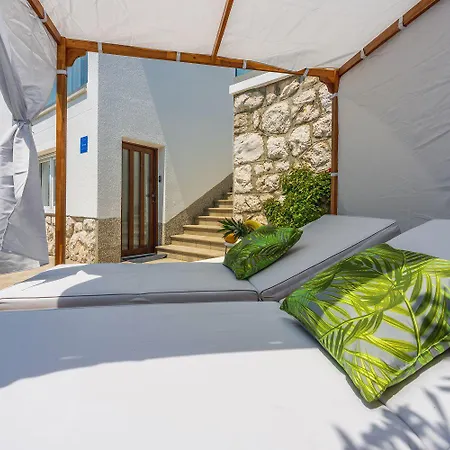 Malerisches Direkt Am Mit Lounge-bett, Privatparkplatz, Klima, Wifi *