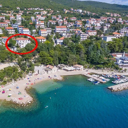 Malerisches Direkt Am Mit Lounge-bett, Privatparkplatz, Klima, Wifi * Dramalj